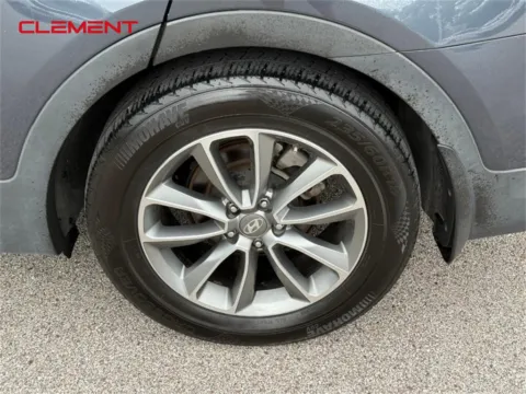 More photos of 2019 Hyundai Santa Fe XL SE at Clement Chrysler Dodge Jeep Ram Columbia, IL