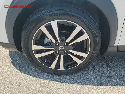 More photos of 2020 Nissan Kicks SR at Clement Chrysler Dodge Jeep Ram Columbia, IL
