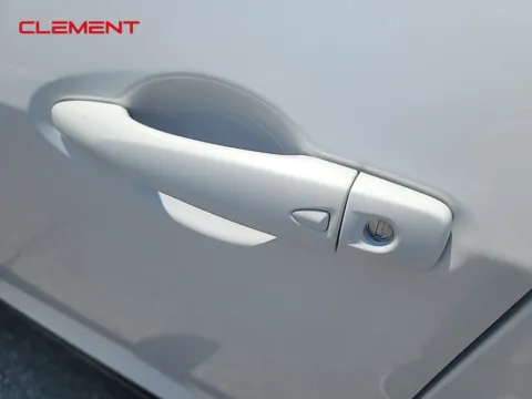 More photos of 2020 Nissan Kicks SR at Clement Chrysler Dodge Jeep Ram Columbia, IL