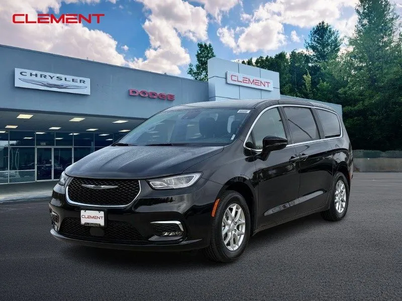 Black 2026 Chrysler Pacifica Select for sale in Columbia, IL