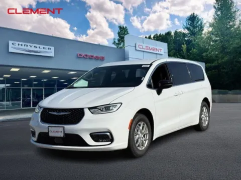 White 2026 Chrysler Pacifica Select for sale in Columbia, IL