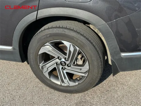 More photos of 2022 Hyundai Santa Fe SEL at Clement Chrysler Dodge Jeep Ram Columbia, IL