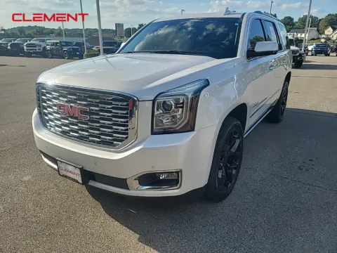 White 2019 GMC Yukon Denali for sale in Columbia, IL