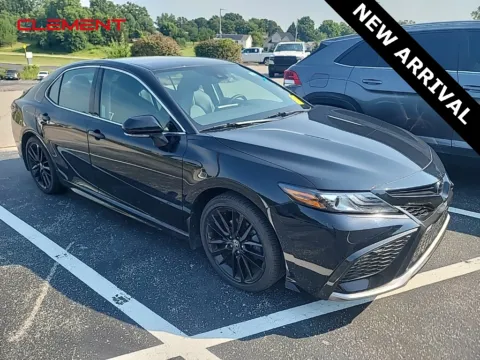 Black 2022 Toyota Camry XSE for sale in Columbia, IL