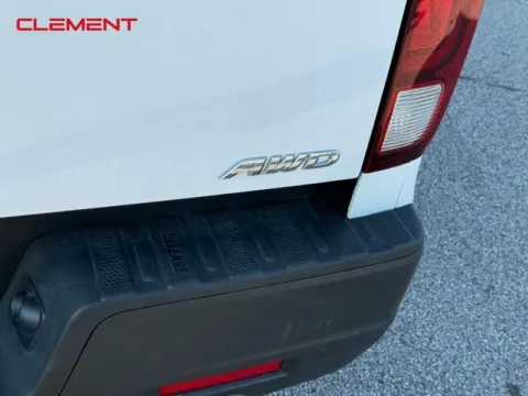 More photos of 2023 Honda Ridgeline RTL at Clement Chrysler Dodge Jeep Ram Columbia, IL