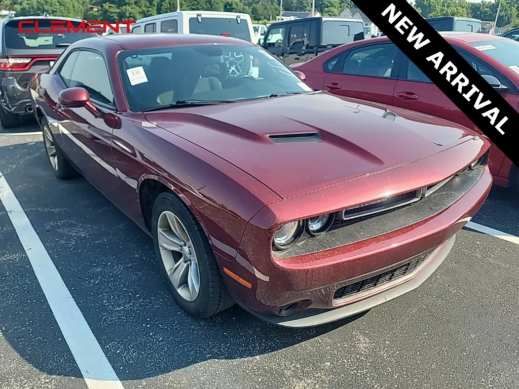 Red 2019 Dodge Challenger SXT for sale in Columbia, IL