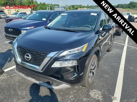 Black 2023 Nissan Rogue SV for sale in Columbia, IL