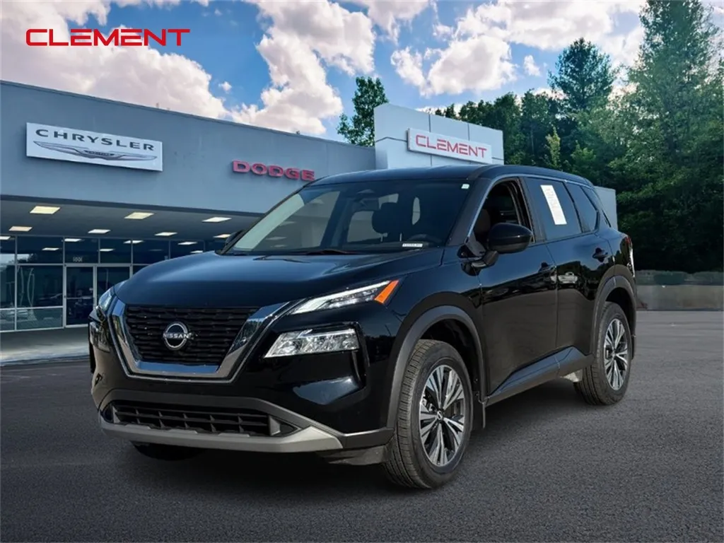 Black 2023 Nissan Rogue SV for sale in Columbia, IL