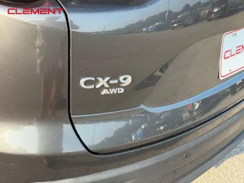 More photos of 2022 Mazda CX-9 Touring Plus at Clement Chrysler Dodge Jeep Ram Columbia, IL