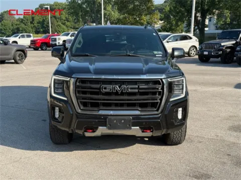 More photos of 2021 GMC Yukon AT4 at Clement Chrysler Dodge Jeep Ram Columbia, IL