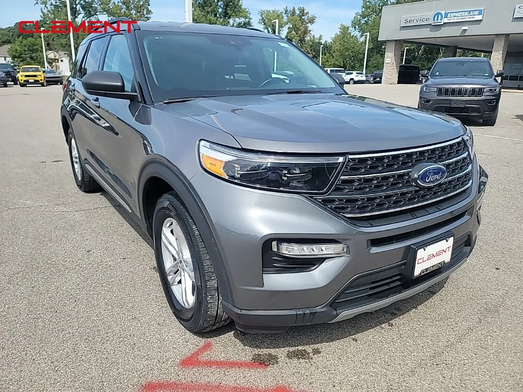 Gray 2023 Ford Explorer XLT for sale in Columbia, IL