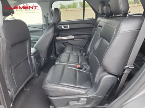More photos of 2023 Ford Explorer XLT at Clement Chrysler Dodge Jeep Ram Columbia, IL