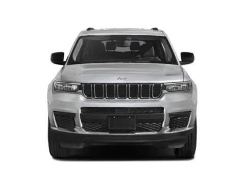 More photos of 2025 Jeep Grand Cherokee Limited 4x4 at Clement Chrysler Dodge Jeep Ram Columbia, IL
