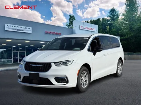 White 2026 Chrysler Pacifica Select for sale in Columbia, IL
