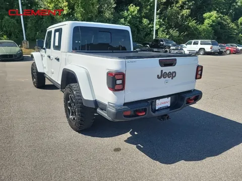 More photos of 2022 Jeep Gladiator Rubicon at Clement Chrysler Dodge Jeep Ram Columbia, IL