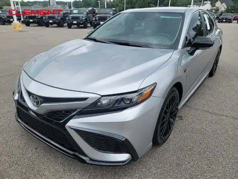 Silver 2022 Toyota Camry SE for sale in Columbia, IL