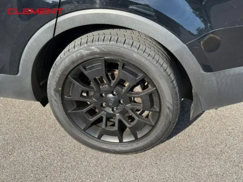 More photos of 2021 Kia Telluride EX at Clement Chrysler Dodge Jeep Ram Columbia, IL