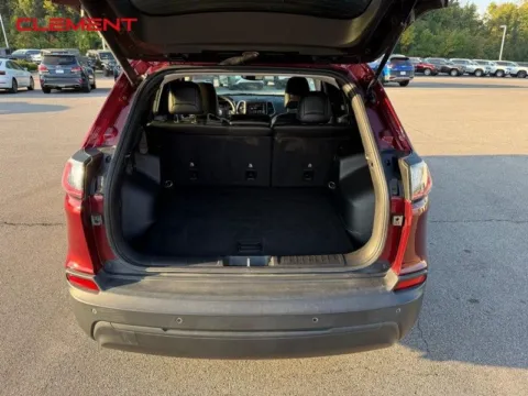 More photos of 2019 Jeep Cherokee Altitude at Clement Chrysler Dodge Jeep Ram Columbia, IL