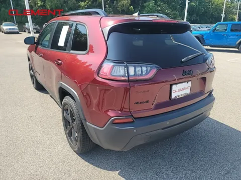 More photos of 2019 Jeep Cherokee Altitude at Clement Chrysler Dodge Jeep Ram Columbia, IL