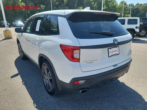 More photos of 2020 Honda Passport EX-L at Clement Chrysler Dodge Jeep Ram Columbia, IL