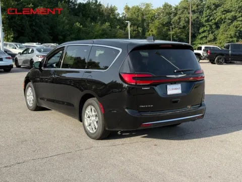 Another view of 2026 Chrysler Pacifica Select for sale in Columbia, IL at Clement Chrysler Dodge Jeep Ram Columbia