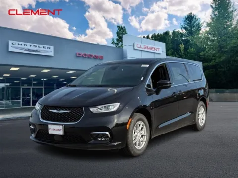 Black 2026 Chrysler Pacifica Select for sale in Columbia, IL