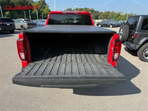 More photos of 2022 GMC Sierra 1500 Pro at Clement Chrysler Dodge Jeep Ram Columbia, IL