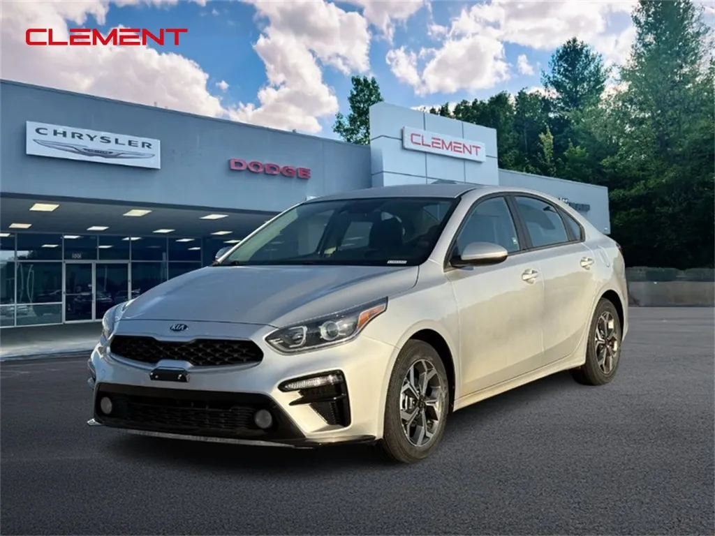 Silver 2020 Kia Forte LXS for sale in Columbia, IL