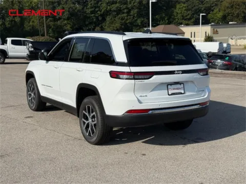Another view of 2025 Jeep Grand Cherokee Limited for sale in Columbia, IL at Clement Chrysler Dodge Jeep Ram Columbia