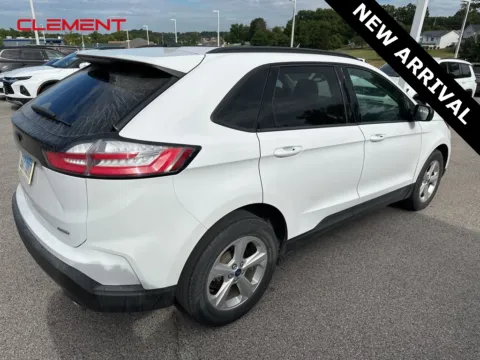Photos of 2020 Ford Edge SE for sale in Columbia, IL at Clement Chrysler Dodge Jeep Ram Columbia