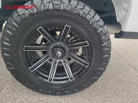 More photos of 2021 Chevrolet Silverado 1500 RST at Clement Chrysler Dodge Jeep Ram Columbia, IL