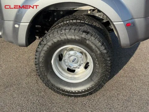 More photos of 2022 Ford F-350SD Lariat at Clement Chrysler Dodge Jeep Ram Columbia, IL