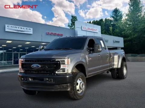Gray 2022 Ford F-350SD Lariat for sale in Columbia, IL