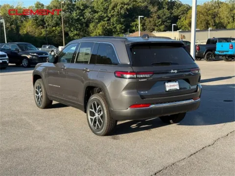 Another view of 2025 Jeep Grand Cherokee Limited for sale in Columbia, IL at Clement Chrysler Dodge Jeep Ram Columbia
