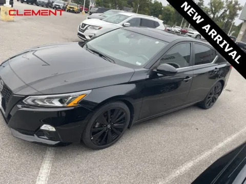Photos of 2022 Nissan Altima 2.5 SR for sale in Columbia, IL at Clement Chrysler Dodge Jeep Ram Columbia