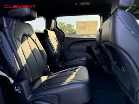 More photos of 2026 Chrysler Voyager LX at Clement Chrysler Dodge Jeep Ram Columbia, IL