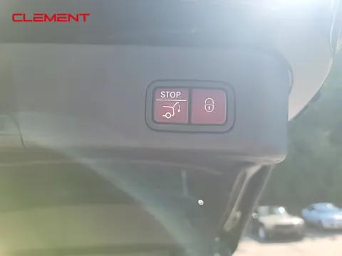 More photos of 2016 Mercedes-Benz GLE 400 at Clement Chrysler Dodge Jeep Ram Columbia, IL