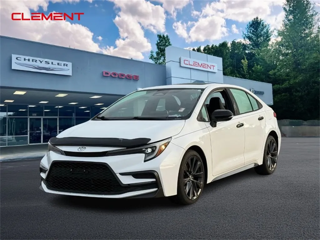 White 2023 Toyota Corolla XSE for sale in Columbia, IL