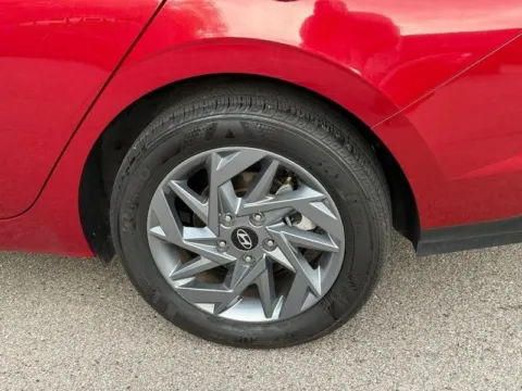 More photos of 2024 Hyundai Elantra SEL at Clement Chrysler Dodge Jeep Ram Columbia, IL