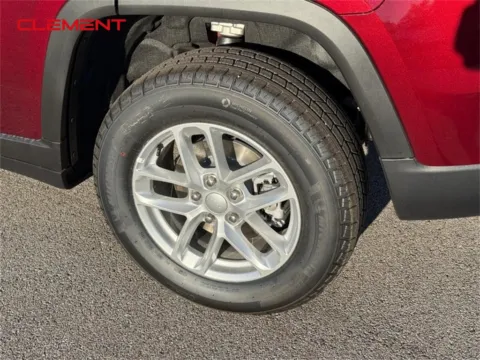 More photos of 2025 Jeep Grand Cherokee Laredo X at Clement Chrysler Dodge Jeep Ram Columbia, IL