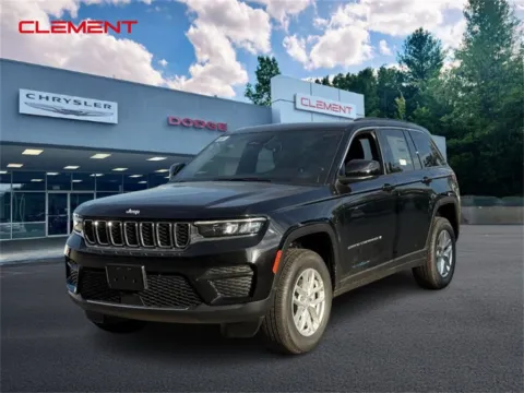 Black 2025 Jeep Grand Cherokee Laredo X for sale in Columbia, IL