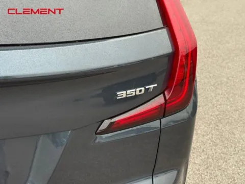 More photos of 2020 Cadillac XT4 Premium Luxury at Clement Chrysler Dodge Jeep Ram Columbia, IL