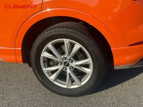 More photos of 2021 Audi Q3 Premium Plus at Clement Chrysler Dodge Jeep Ram Columbia, IL