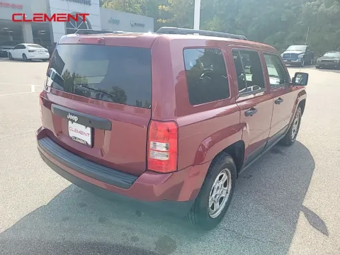 More photos of 2016 Jeep Patriot Sport at Clement Chrysler Dodge Jeep Ram Columbia, IL