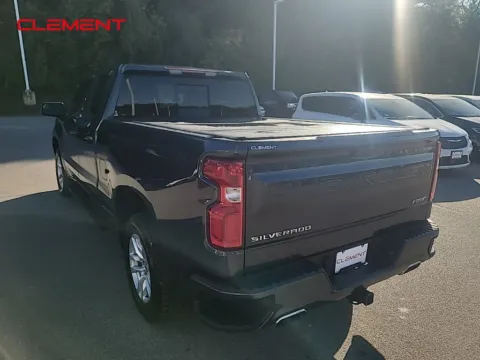 More photos of 2019 Chevrolet Silverado 1500 RST at Clement Chrysler Dodge Jeep Ram Columbia, IL