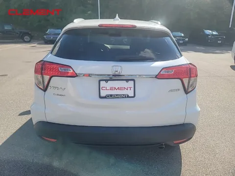 More photos of 2021 Honda HR-V EX-L at Clement Chrysler Dodge Jeep Ram Columbia, IL
