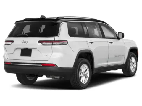 Another view of 2025 Jeep Grand Cherokee Limited 4x4 for sale in Columbia, IL at Clement Chrysler Dodge Jeep Ram Columbia