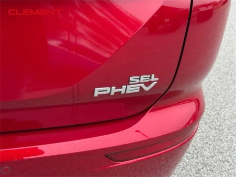 More photos of 2024 Mitsubishi Outlander PHEV SEL Platinum Edition at Clement Chrysler Dodge Jeep Ram Columbia, IL