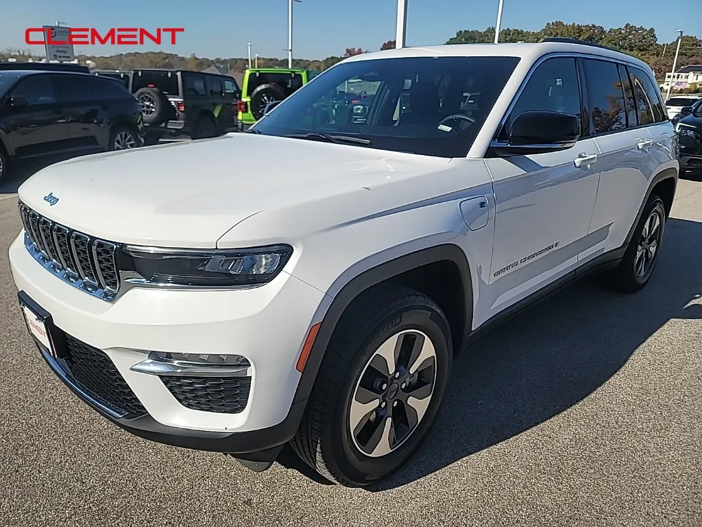 White 2024 Jeep Grand Cherokee 4xe for sale in Columbia, IL