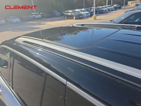 More photos of 2022 Jeep Grand Cherokee Summit at Clement Chrysler Dodge Jeep Ram Columbia, IL